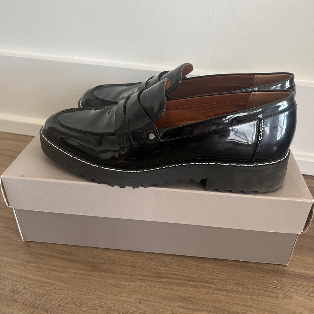 Franco Sarto Cassandra Patent Leather penny loafer with lug sole sz 9